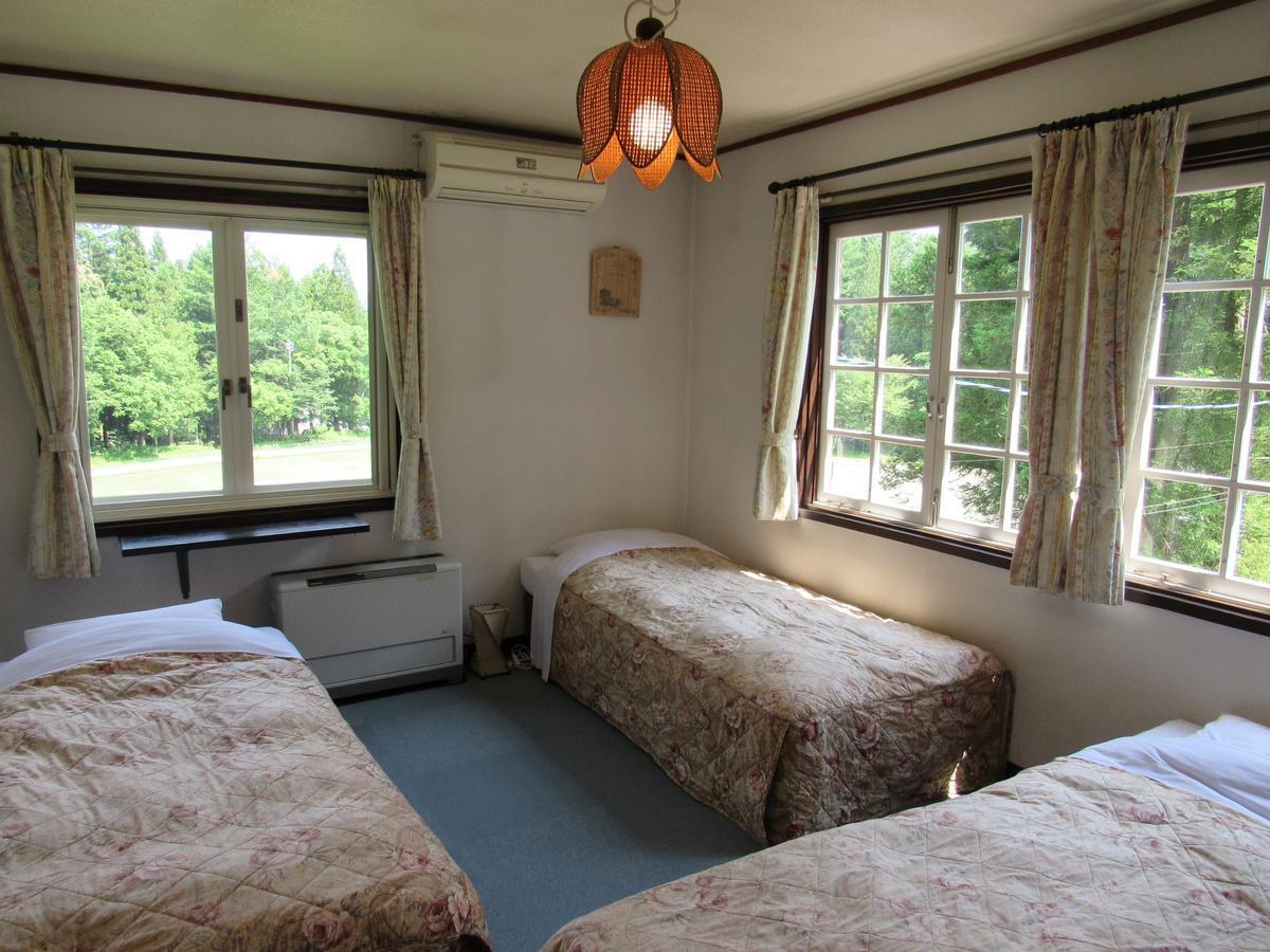 ペンション ちゃうちゃう Bed & Breakfast Hakuba Ngoại thất bức ảnh
